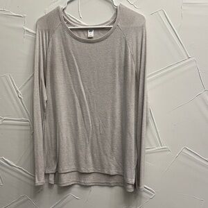 Old Navy top
